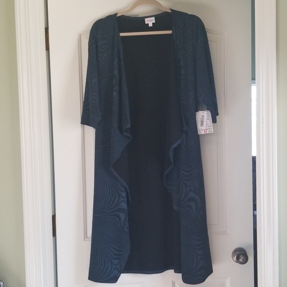 LuLaRoe Shirley jacquard material